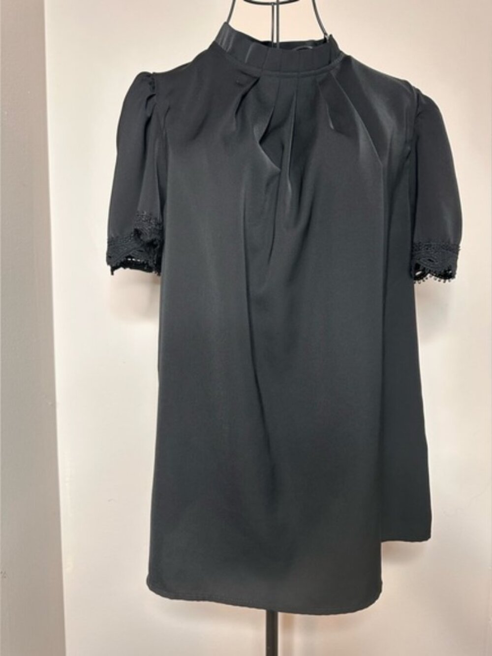 $5.00 Friday 🔥 Business Casual Black Blouse